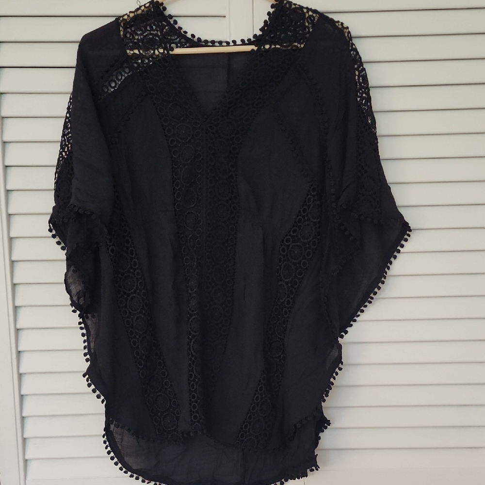 Elegant Black Lace Tunic Top